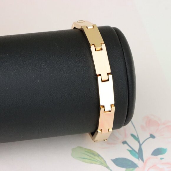 "Bold Rectangular Link Rose Gold Bracelet in Polished Finish, XPBL1143 - Picture 10 of 12